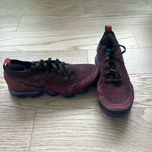 Purple nike vapor max size 8 used